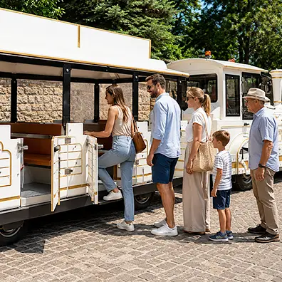 High passenger capacity of the Mercurio Tourist Train